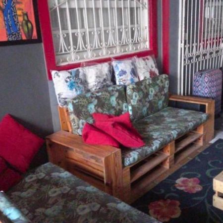 "Le Chat Qui Peche" Hostel A 150 Metros Da Praia De Pajucara Maceió Esterno foto