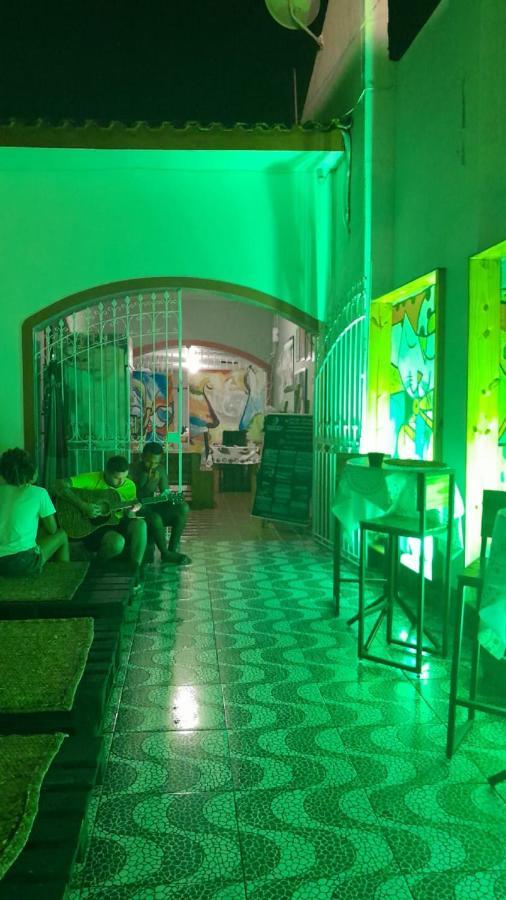 "Le Chat Qui Peche" Hostel A 150 Metros Da Praia De Pajucara Maceió Esterno foto